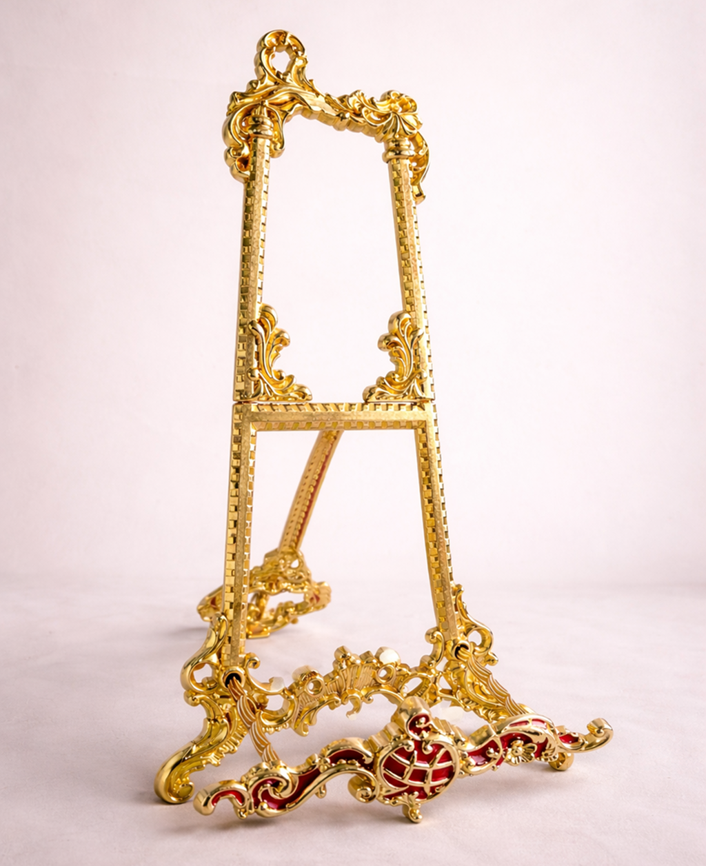 حامل مصحف كبير فاخر مع قاعدة ذهبية – تصميم ملكي مزخرف