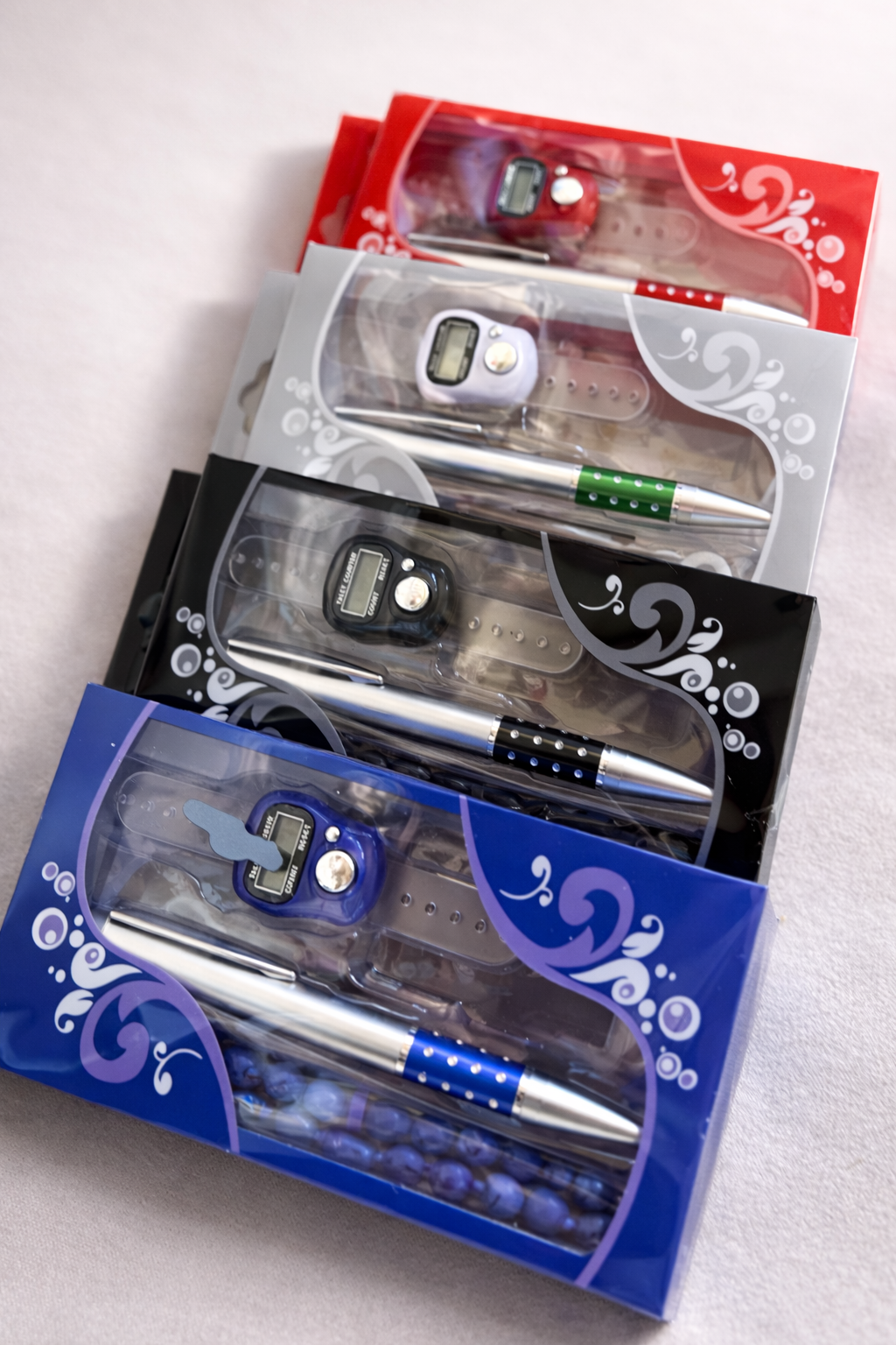 طقم تسبيح عادي + إلكتروني + قلم – عملي وأنيق للذكر اليومي والهدايا