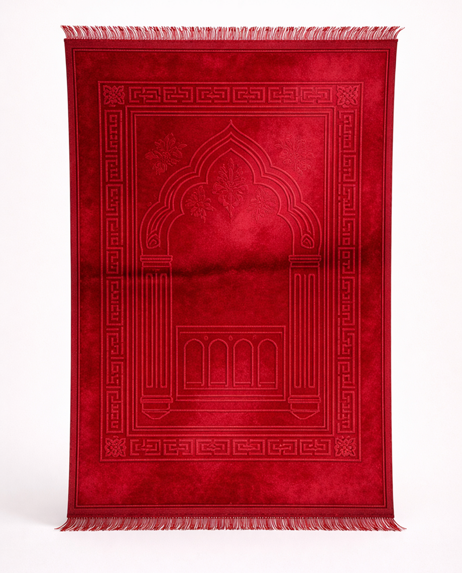 سجادة صلاة مخملية فاخرة – نعومة عالية وتصميم أنيق بعدة ألوان