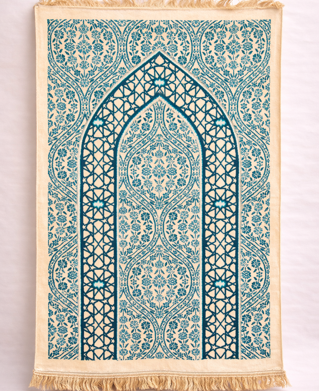 سجادة صلاة تركية فاخرة – تصميم بوابة بنقوش هندسية راقية