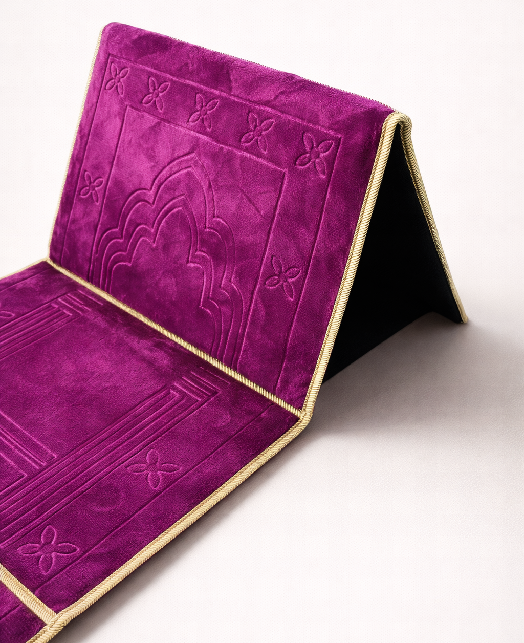 سجادة صلاة مخملية قابلة للطي مع مسند ظهر