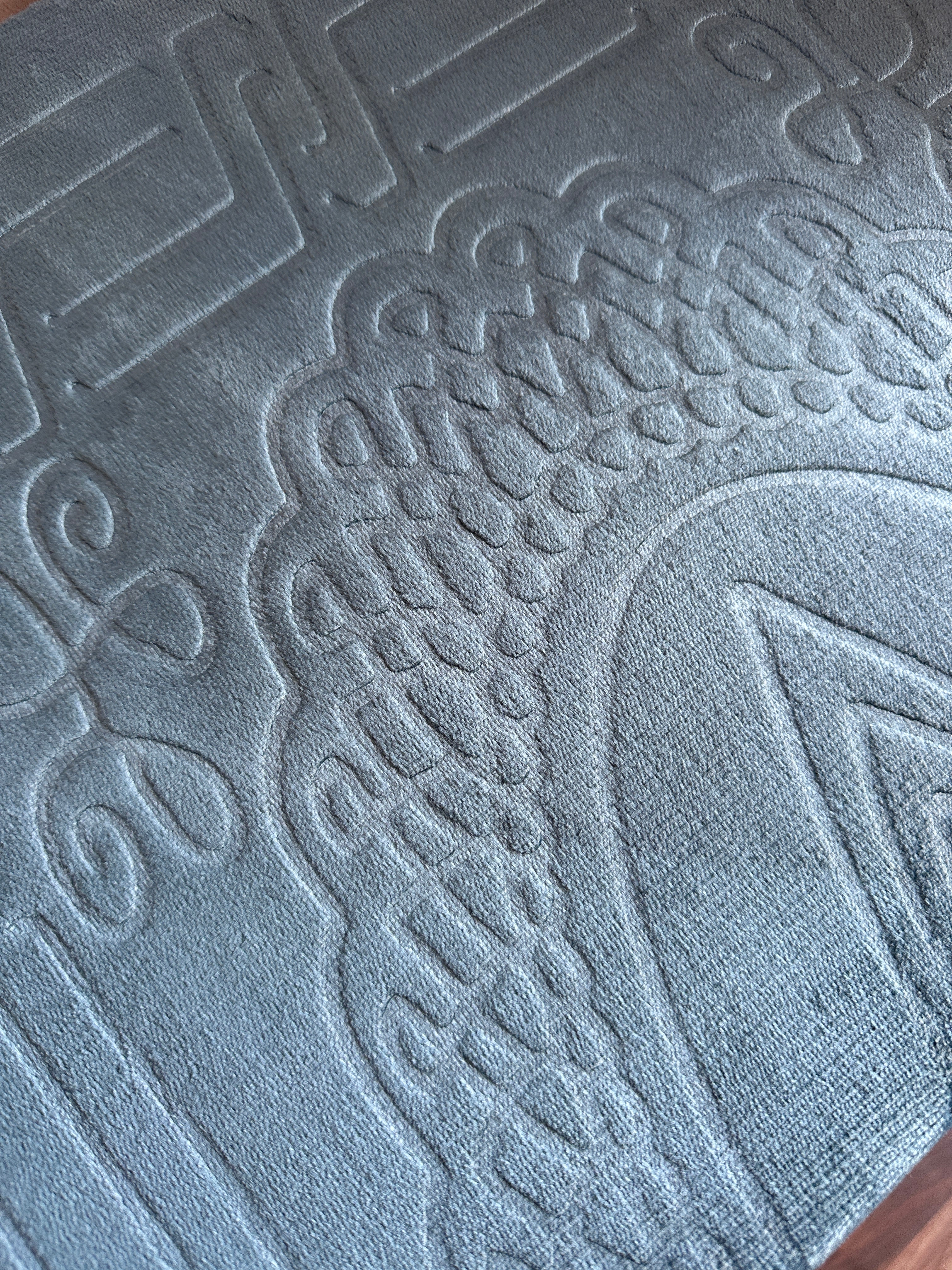 سجادة صلاة مخملية قابلة للطي مع مسند ظهر